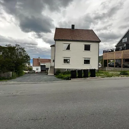 Trainstation Апартаменты *